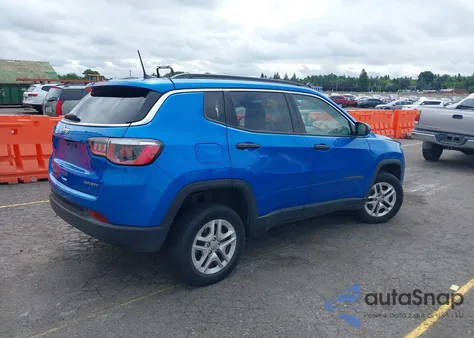 2020 Jeep Compass Sport 4X4 z USA, uszkodzony, nr VIN 3C4NJDAB9LT242772